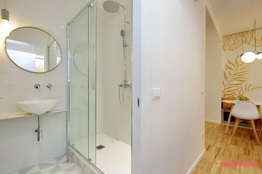 Ych-Renovated And Design Flat Close To The Center Rom Exterior foto